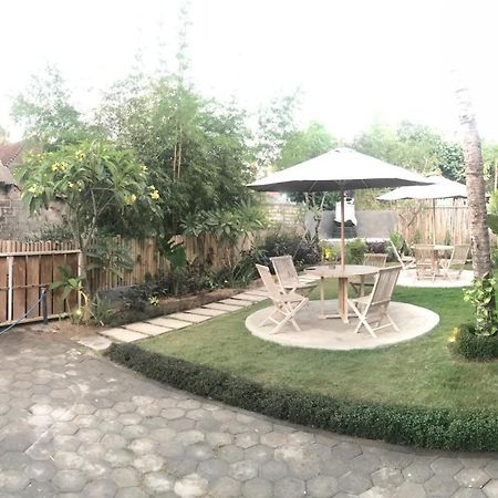 The Packerbox Hostel Batununggul Экстерьер фото