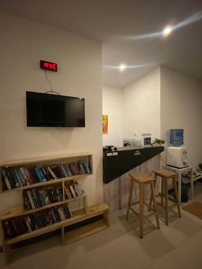 The Packerbox Hostel Batununggul Экстерьер фото